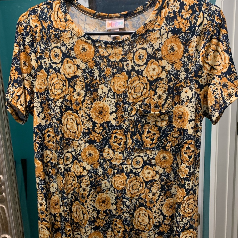 Lularoe Carly